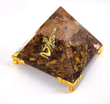White Whale Amethyst Orgone Pyramid Energy Generator Reiki Healing Crystal Chakra With Gold Stand Feng Shui Pyramid